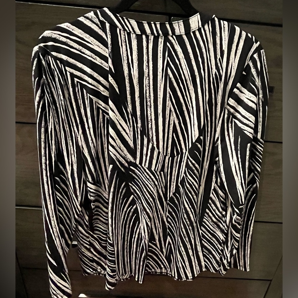 Zebra Top - Picture 2 of 3